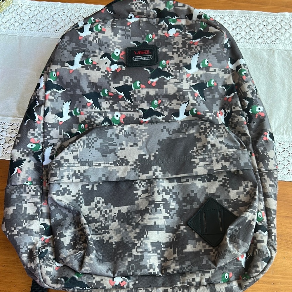 Vans Nintendo Duck Hunt backpack